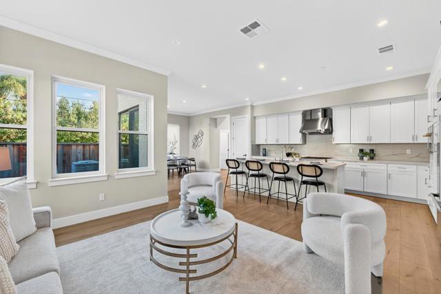 105 Hildebrand Drive, Los Gatos CA: https://media.crmls.org/mediaz/490c791a-0b98-4e58-b682-73a4750c86cb.jpg