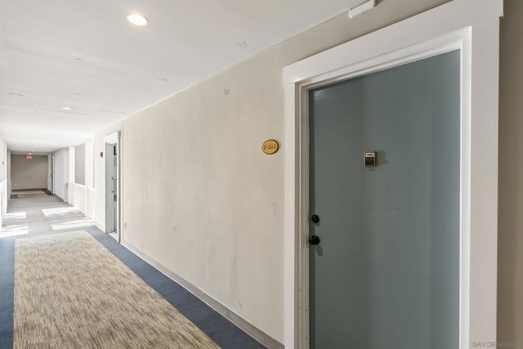 1885 Diamond St - photo 17