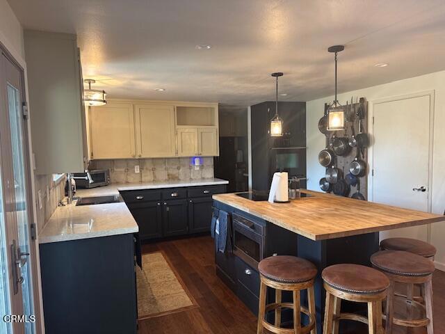 Detail Gallery Image 21 of 46 For 2841 Black Horse Ln, Paso Robles,  CA 93446 - 3 Beds | 2/1 Baths