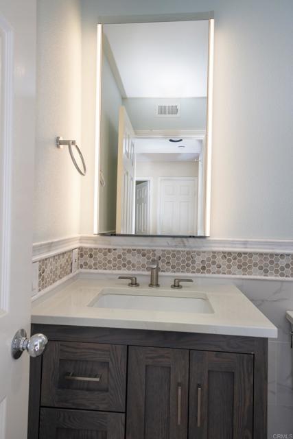 Detail Gallery Image 19 of 28 For 400 N the Strand #27,  Oceanside,  CA 92054 - 2 Beds | 2 Baths