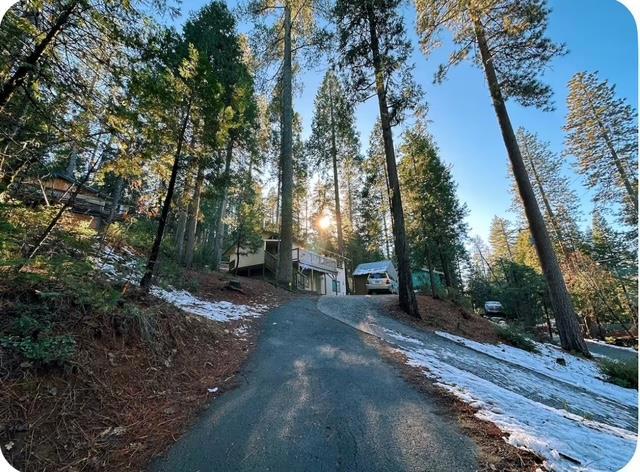 22461 Ponderosa Drive, Twain Harte CA: https://media.crmls.org/mediaz/490ebf3c-2747-40e5-9ace-92509d85cc16.jpg