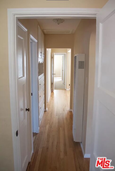 4156 Chase Avenue, Los Angeles CA: https://media.crmls.org/mediaz/490ec7e2-f0e6-48bb-8310-418f8f4d7da8.jpg
