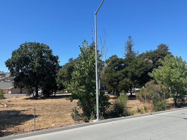 0 Monterey Road, Morgan Hill CA: https://media.crmls.org/mediaz/490f510e-ba18-4b6b-9283-2bd4f0f03fae.jpg
