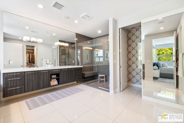 1449 N Via Miraleste, Palm Springs CA: https://media.crmls.org/mediaz/490fb509-5cfc-4a96-99d8-b12c09c1a486.jpg