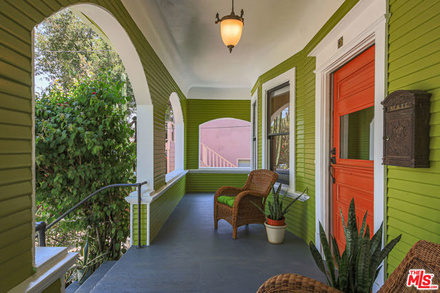 132 N Avenue 57, Los Angeles CA: https://media.crmls.org/mediaz/491218bb-460f-49ef-bbc2-5a6ed10b3be0.jpg