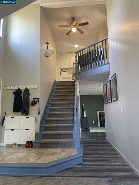 1011 Amanda Cir, Brentwood CA: https://media.crmls.org/mediaz/491219ff-6362-4064-8b9d-3054d8a6644b.jpg