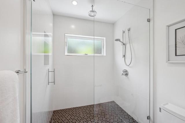 1 Millbrae Circle, Millbrae CA: https://media.crmls.org/mediaz/49124772-3b5b-4932-ae99-062e3fcefcbc.jpg