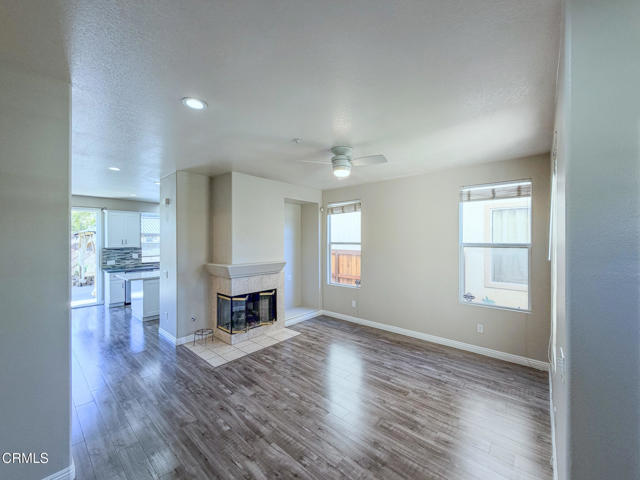 Detail Gallery Image 10 of 35 For 818 Navigator Way, Oxnard,  CA 93035 - 4 Beds | 2/1 Baths