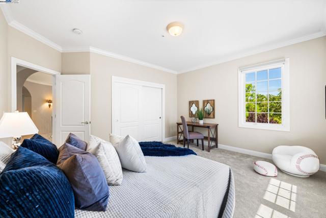 Image 42 of 60 For 1751 Spumante Pl