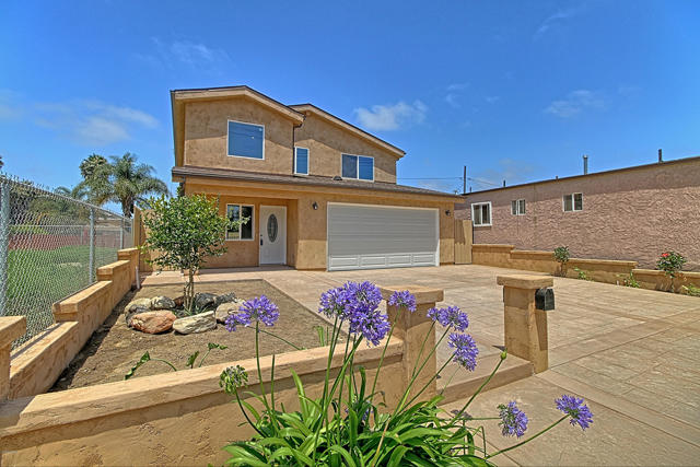 159 S Hayes Avenue, Oxnard CA: https://media.crmls.org/mediaz/49132302-0692-4755-bc3d-a10a69c12d08.jpg