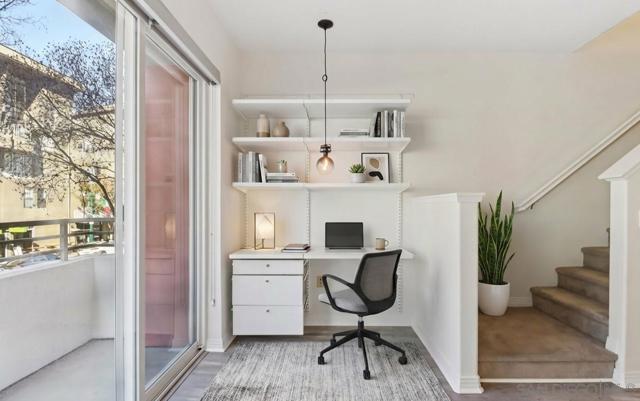 1501 India St, San Diego CA: https://media.crmls.org/mediaz/4913547d-401d-42a3-88d4-68c7b7d32b0e.jpg