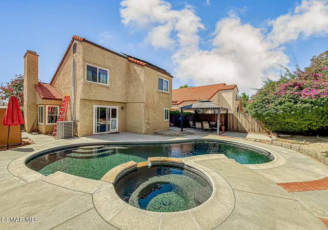 2514 Glenhurst Court, Simi Valley CA: https://media.crmls.org/mediaz/4913a335-713d-4393-ac5a-ba846d6617f3.jpg