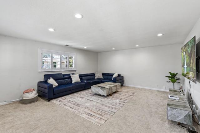 Image 15 of 27 For 10440 Mann Drive