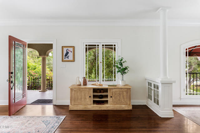 413 Sycamore Place, Sierra Madre CA: https://media.crmls.org/mediaz/49153ff1-d9d1-4d7e-80ec-c76c33a8579c.jpg