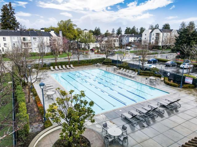 4496 Headen Way, Santa Clara CA: https://media.crmls.org/mediaz/49168b7a-7fac-49ad-9e6f-860a1663060e.jpg