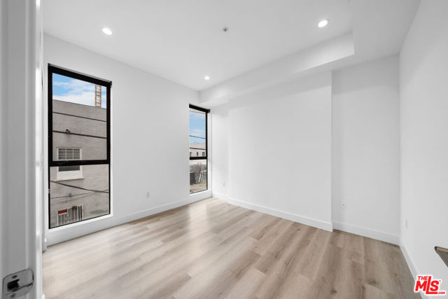 5612 Lexington Avenue, Los Angeles CA: https://media.crmls.org/mediaz/4916b926-561e-40fc-b7c2-2057d7524192.jpg