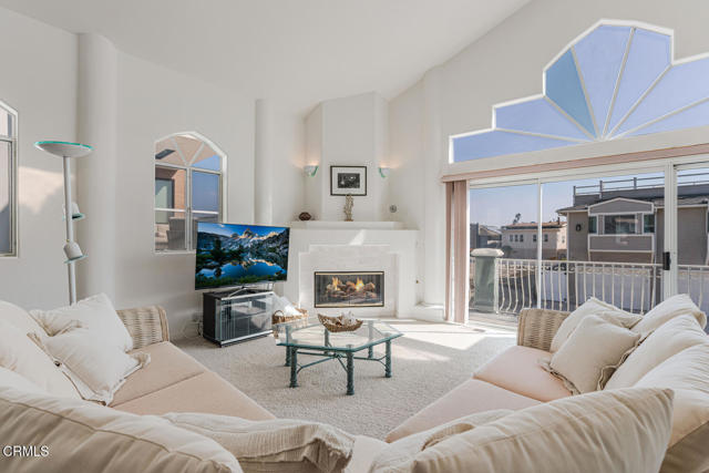 Detail Gallery Image 10 of 54 For 5331 Wavecrest Way, Oxnard,  CA 93035 - 3 Beds | 3/1 Baths