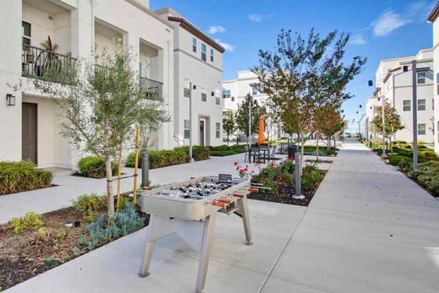 Detail Gallery Image 50 of 64 For 1455 Banahaw Way #6,  Chula Vista,  CA 91915 - 3 Beds | 2/1 Baths