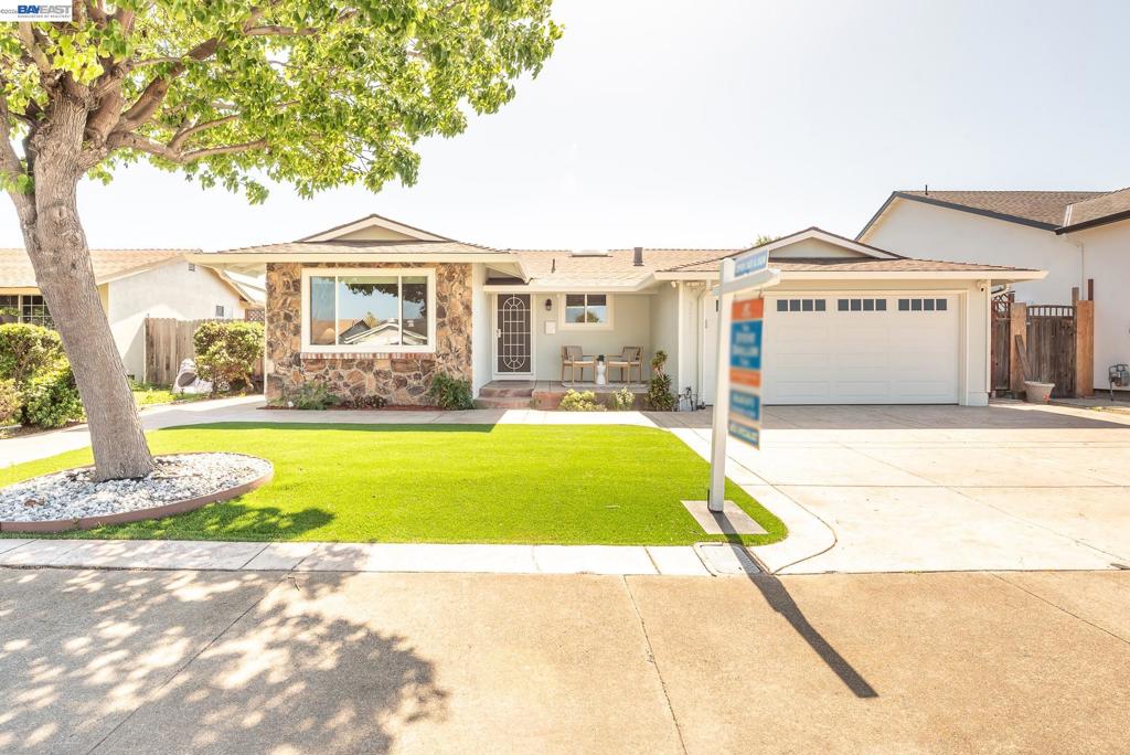 32432 Deborah Dr