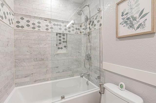 Image 25 of 39 For 415 Camille Circle 14