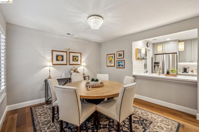 2090 Shady Creek Pl., Danville CA: https://media.crmls.org/mediaz/491ddf8f-2ea8-4ab3-af93-80ea7a83cfd4.jpg