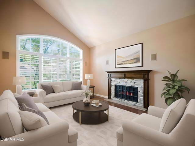 1624 Bushgrove Court, Lake Sherwood CA: https://media.crmls.org/mediaz/491e3348-77c6-4219-9828-0a07357d140f.jpg