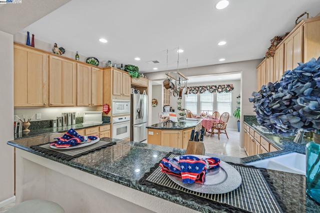 Image 11 of 28 For 5366 Dublin Ranch Dr