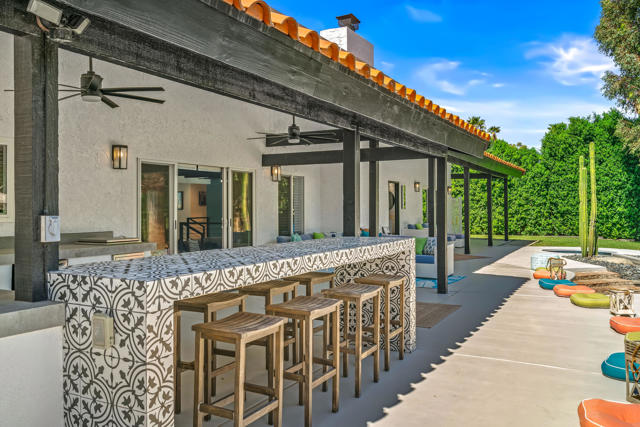 43170 Warner Trail, Palm Desert, CA 92211