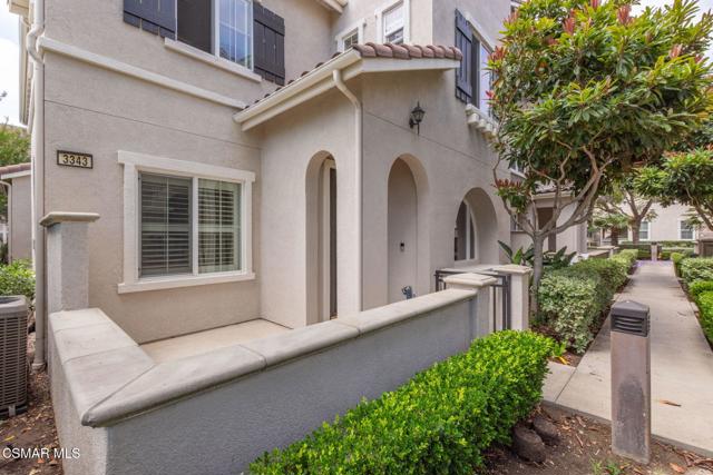 3343 Shadetree Way, Camarillo CA: https://media.crmls.org/mediaz/491f98ae-4fbc-45d8-ae4b-5e6aa2662d4f.jpg