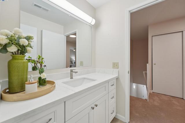 470 Rego Cmn, Fremont CA: https://media.crmls.org/mediaz/491f9f99-27f8-4b23-a431-862dcf552b1a.jpg