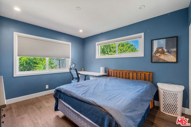 14034 Valerio Street, Van Nuys CA: https://media.crmls.org/mediaz/491fe921-0c38-4276-b7a3-f04f7ca7e7e4.jpg
