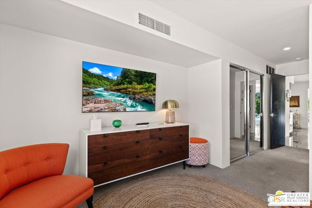 2280 S Camino Real, Palm Springs, CA 92264