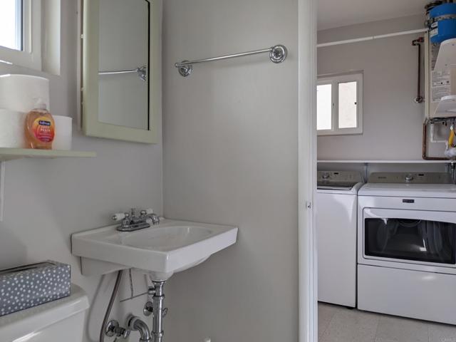 Image 12 of 19 For 4135 Hill Street