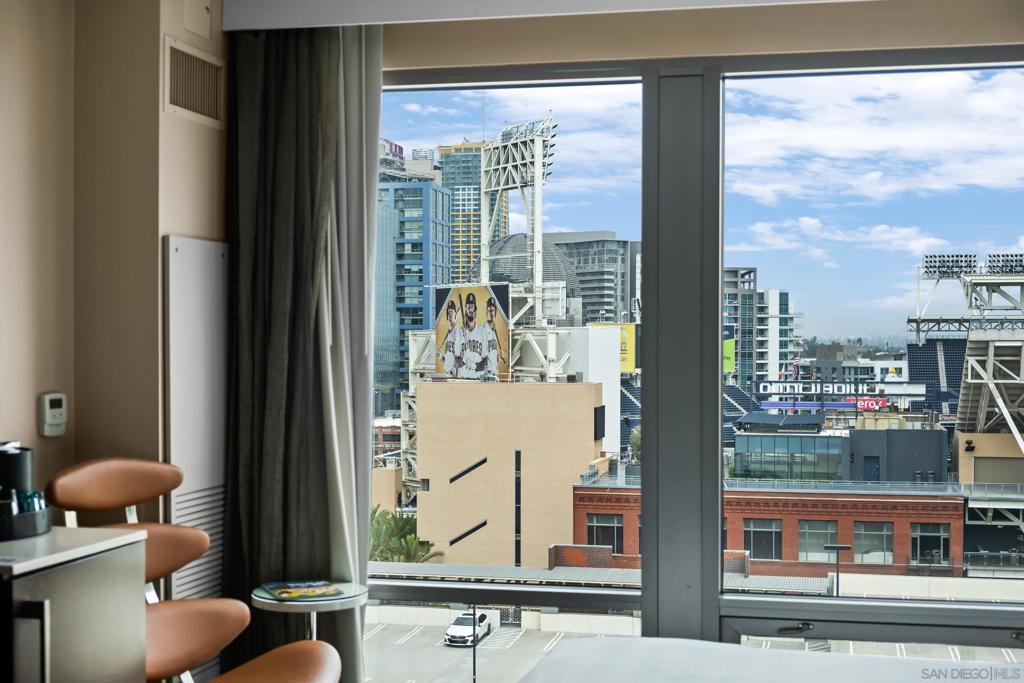 MLS #250033330SD image #13