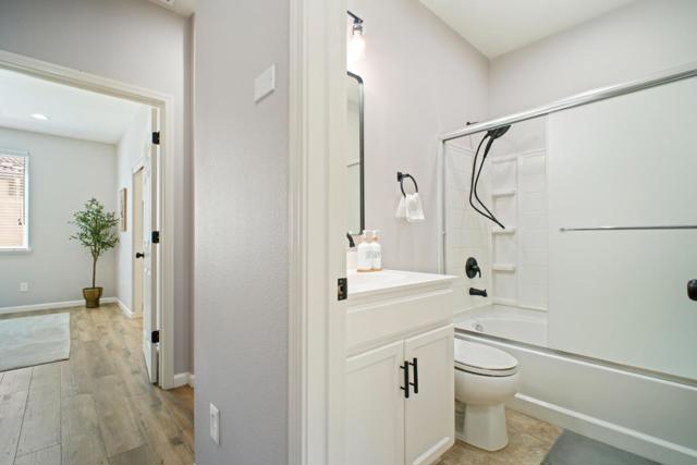 343 Williams Way, Hayward CA: https://media.crmls.org/mediaz/4922e51b-4188-479f-8318-7dced8623670.jpg
