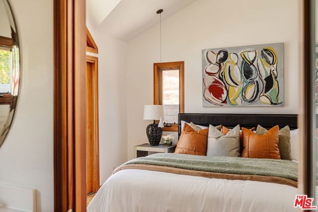 3735 Edenhurst Avenue, Los Angeles CA: https://media.crmls.org/mediaz/49234034-5c2f-441f-9fa1-81529aa3613a.jpg