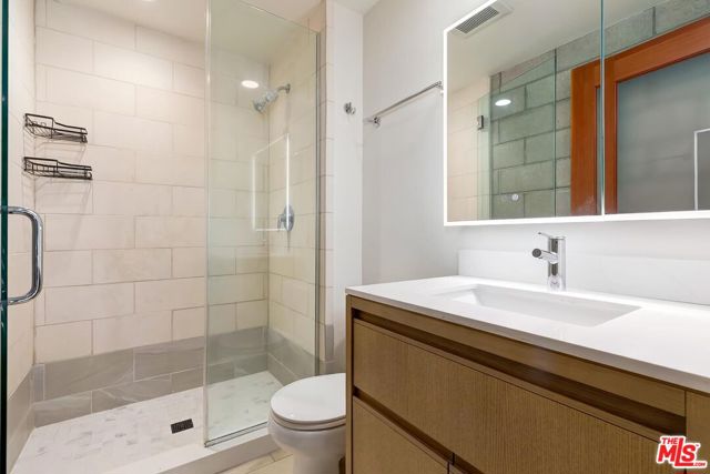  Commercial for Sale in Los Angeles, California