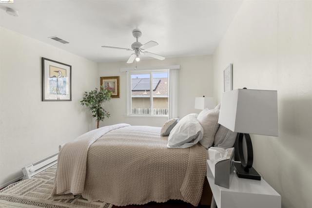 Image 15 of 41 For 7512 Sunkist Dr