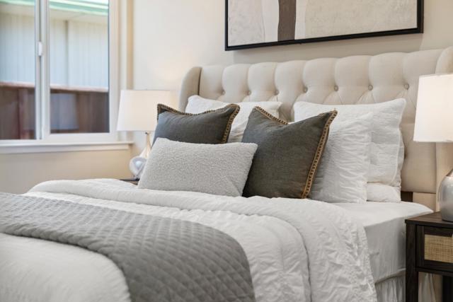 8 Claremont Court, Millbrae CA: https://media.crmls.org/mediaz/4924a838-5bda-4ec6-91c7-88210ae3a4ac.jpg