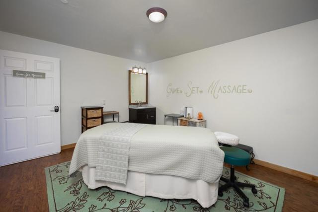 Image 77 of 109 For 2081 Ponderosa Way
