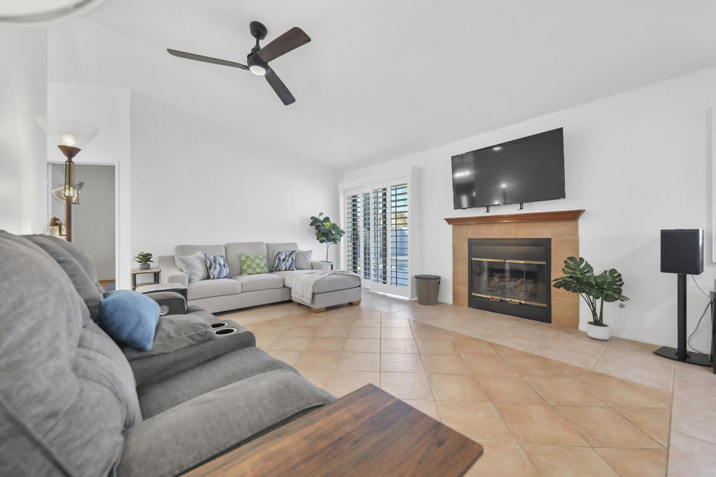 MLS #219138008DA image #5