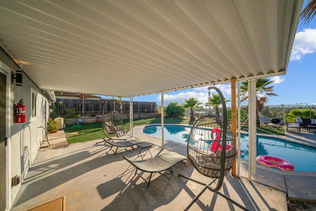 Detail Gallery Image 25 of 51 For 8543 via Consuelo, El Cajon,  CA 92021 - 3 Beds | 2 Baths