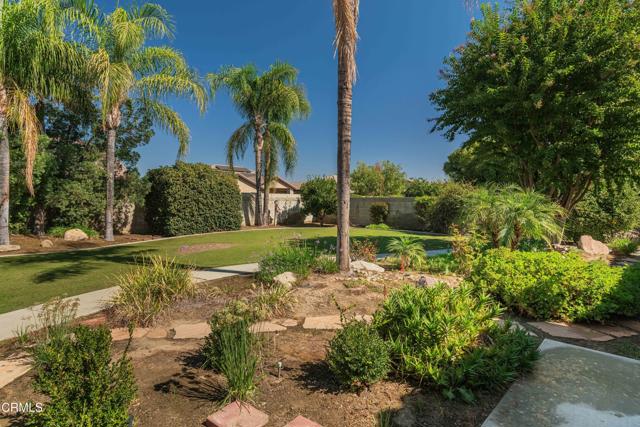 Detail Gallery Image 43 of 51 For 13300 Coco Palm Ct, Bakersfield,  CA 93314 - 4 Beds | 3 Baths