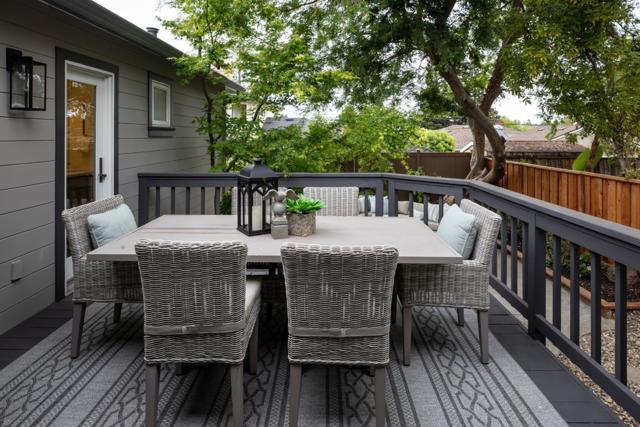 708 Neal Avenue, San Carlos CA: https://media.crmls.org/mediaz/4927f321-19cf-4d3d-b12b-d975cb8148d6.jpg