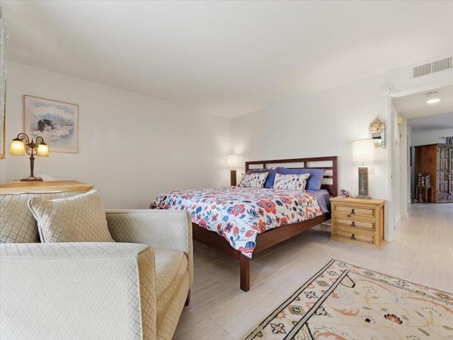 2001 Camino Parocela E #O-107, Palm Springs, CA 92264