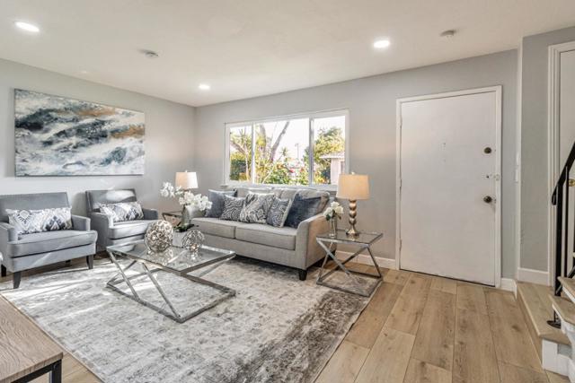 3293 Column Court, San Jose CA: https://media.crmls.org/mediaz/49286b65-1b3a-4437-90a3-ca977d01de50.jpg