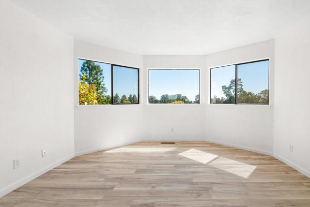 607 Saint Andrews Drive, Aptos CA: https://media.crmls.org/mediaz/492c57d8-35ca-44e4-aa71-042293d75936.jpg