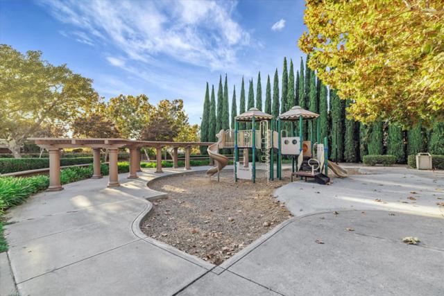 Image 43 of 44 For 3526 Jasmine Circle