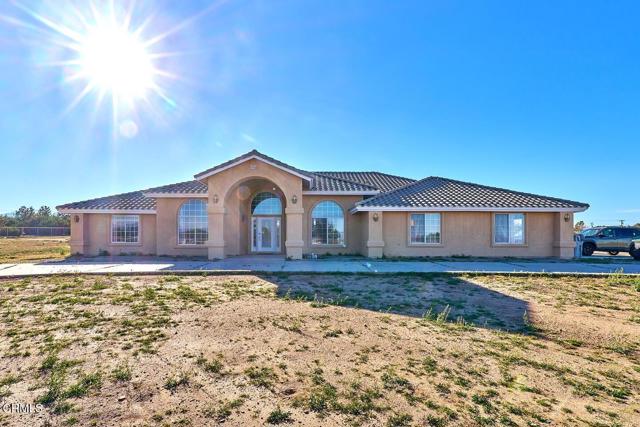 Detail Gallery Image 2 of 55 For 7176 Cataba Rd, Oak Hills,  CA 92344 - 4 Beds | 2/1 Baths