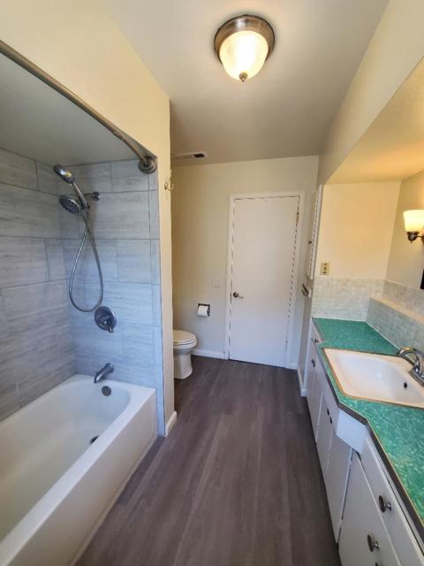 124 Clifford Avenue, Watsonville CA: https://media.crmls.org/mediaz/492e76f0-ba92-4906-9a56-10716177561d.jpg